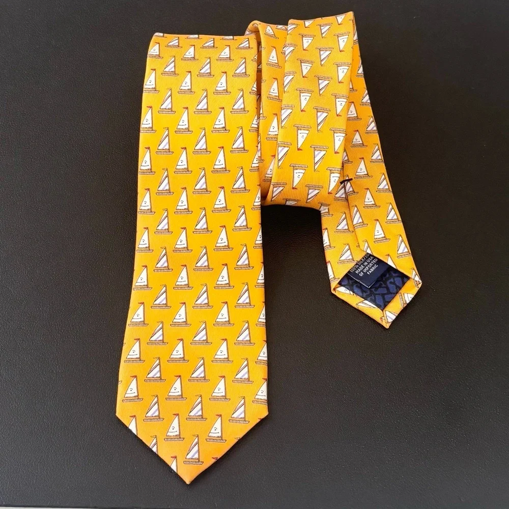 Vineyard Vines Boys Orange w/ White Sailboats 100% Silk Tie, W 2.75